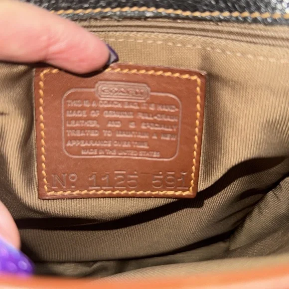 Coach Vintage Sheridan Collection Crossbody bag - Picture 15 of 17